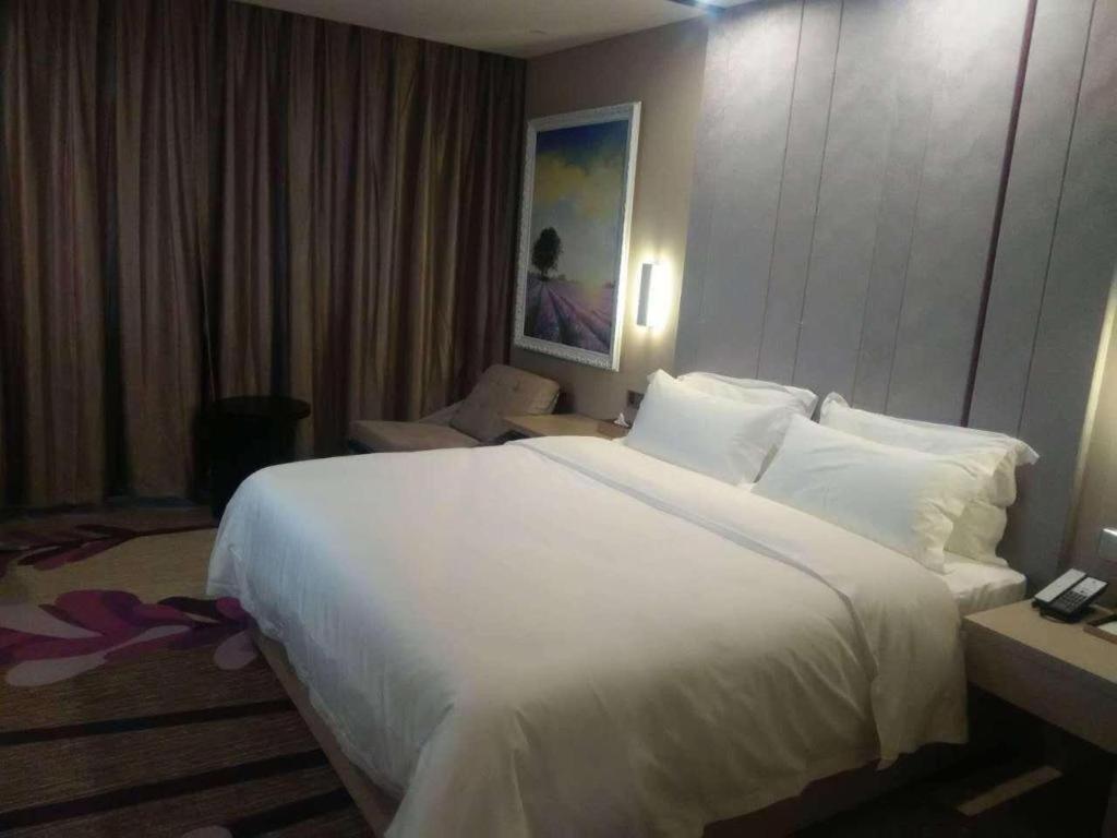 Lavande Hotel Nanchang Ai XI Hu Subway East Station Branch Nanchang (Jiangxi) Exterior foto